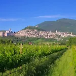 In Cannara With Pool Near Assisi * Tordandrea