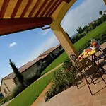 In Cannara With Pool Near Assisi Vila