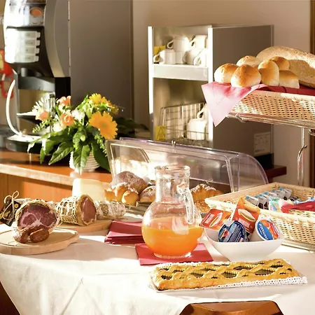 In Cannara With Pool Near Assisi Tordandrea