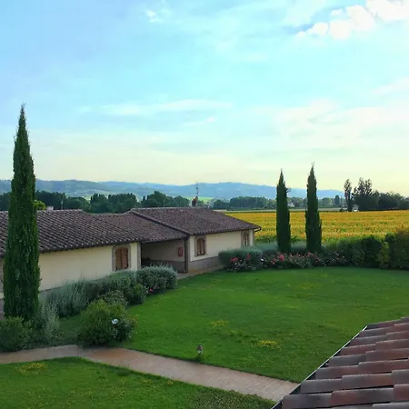 Villa In Cannara With Pool Near Assisi
