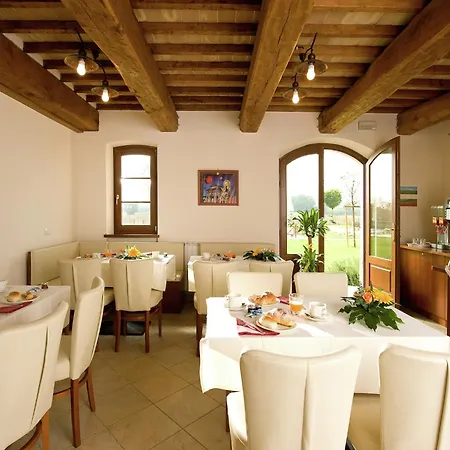 In Cannara With Pool Near Assisi Tordandrea