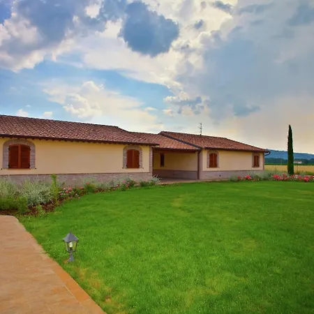 Belvilla By Oyo Spello Villa Tordandrea