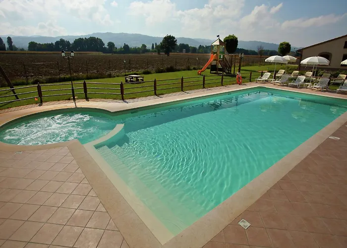 Vila In Cannara With Pool Near Assisi